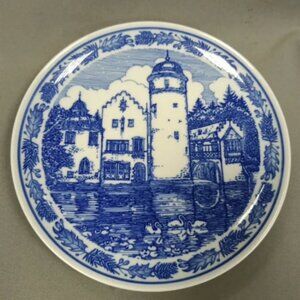 Wall plate Castle Porcelain Germany
